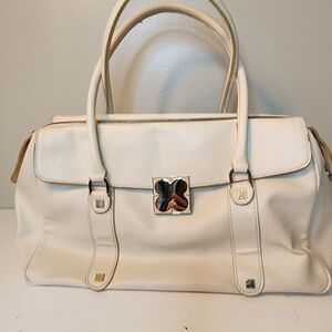 Elegant Cream Handbag